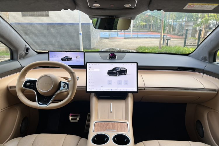 鸿蒙智行 智界R7 2024款 纯电 736km UItra中控内饰7001