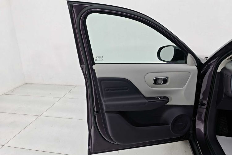 零跑汽车 零跑B10 2025款 510悦享版中控内饰7001