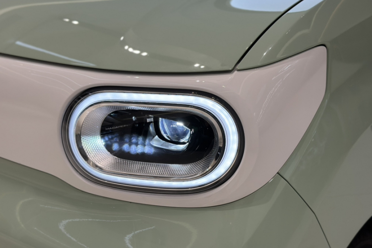 五菱汽车 宏光MINIEV 2024款 第三代 170km车身外观6005