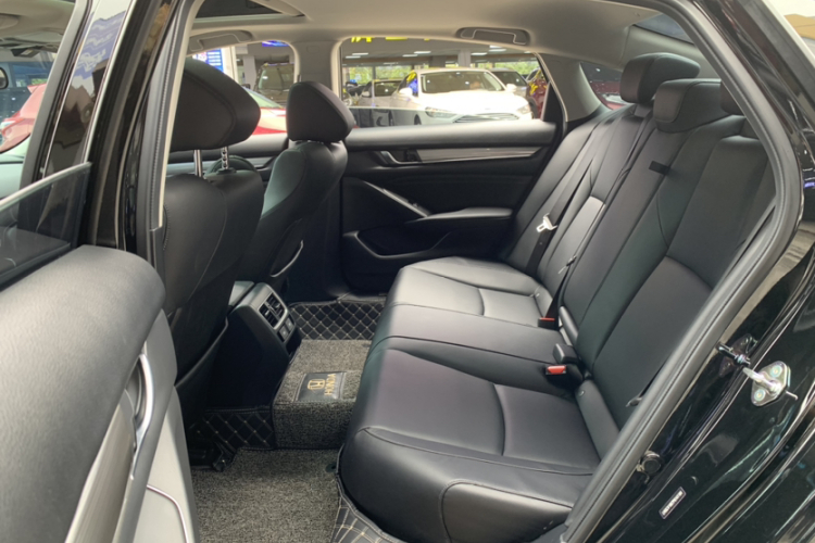 本田 雅阁 2022款 260TURBO 豪华版中控内饰7007