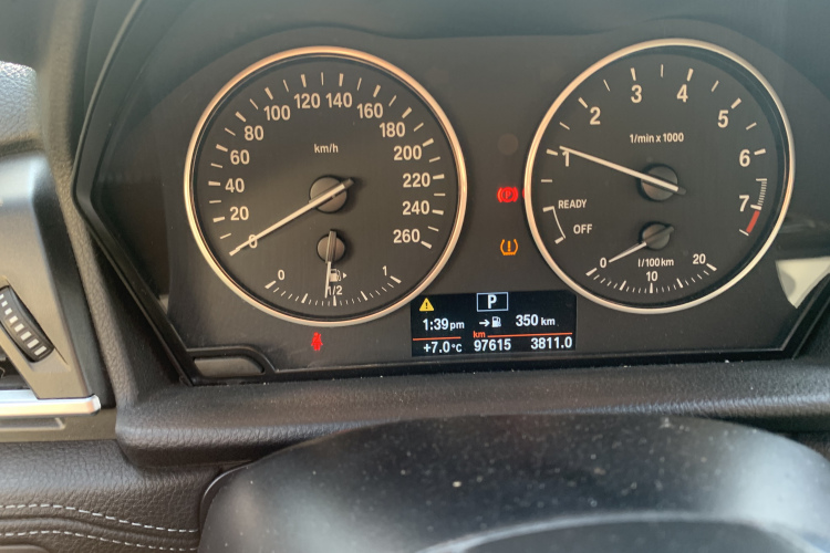 宝马2系旅行车 2016款 218i 运动设计套装中控内饰15