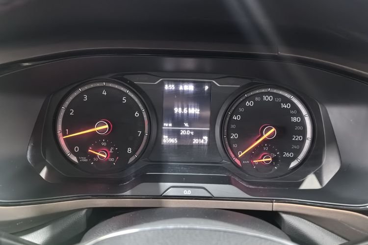 大众 途岳 2019款 280TSI 两驱豪华版 国V中控内饰15