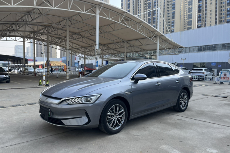 比亚迪 秦PLUS 2023款 冠军版 EV 420KM超越型车身外观6005
