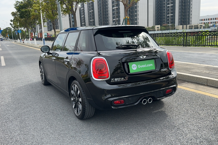MINI 2016款 2.0T COOPER S 五门版车身外观6005