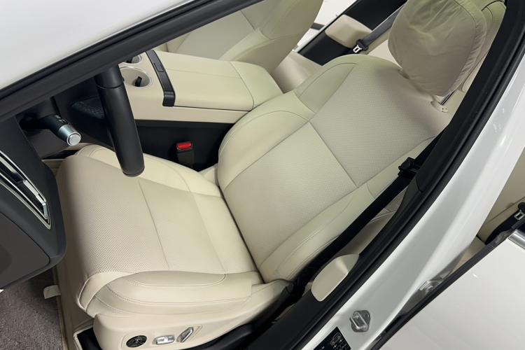 理想汽车 理想L6 2024款 Pro局部细节19