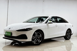 荣威D7 2023款 DMH 125km 超越版