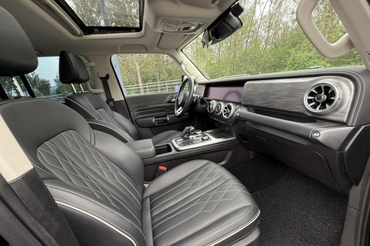 坦克300 2023款 越野版 2.0T 挑战者中控内饰7004