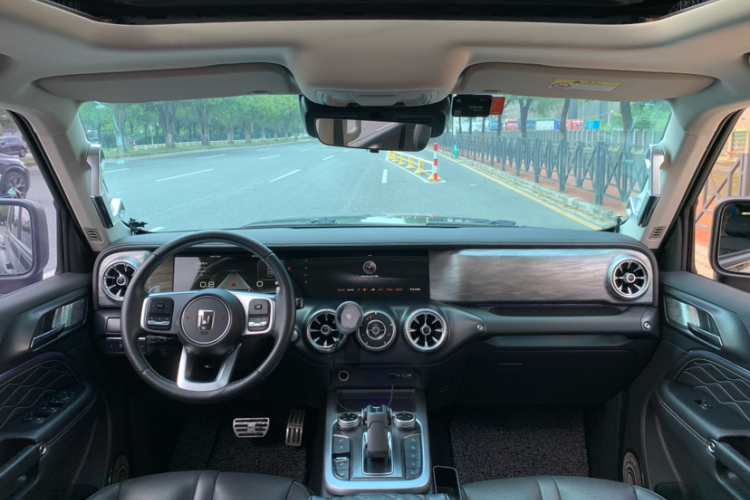 坦克300 2021款 越野版 2.0T 征服者中控内饰7009