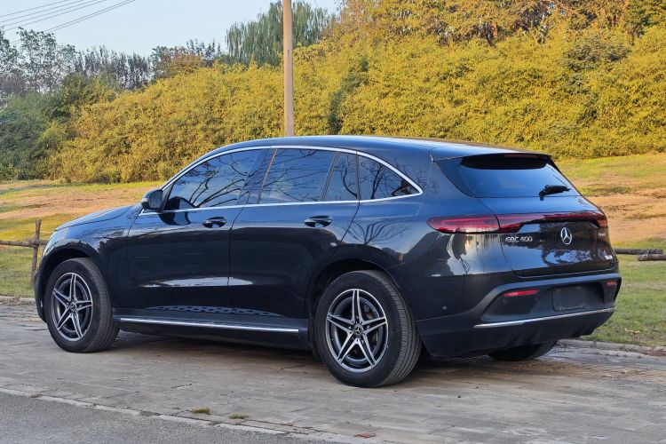 奔驰EQC 2022款 改款 EQC 400 4MATIC车身外观6003