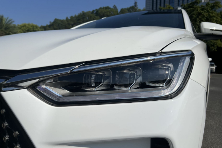 比亚迪e2 2020款 升级版 高续航版 尊贵型局部细节36