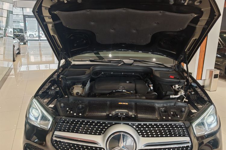 奔驰GLE 2020款 改款 GLE 350 4MATIC 时尚型局部细节24