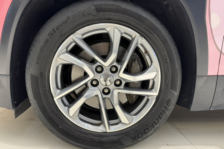 蔚来EC6 2020款 440KM 性能版中控内饰7002