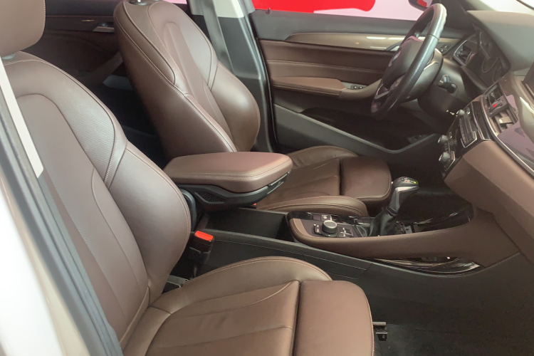 宝马X1 2018款 sDrive18Li 尊享型局部细节19