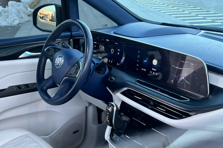 别克GL8 2020款 Avenir艾维亚 四座尊礼版中控内饰7011