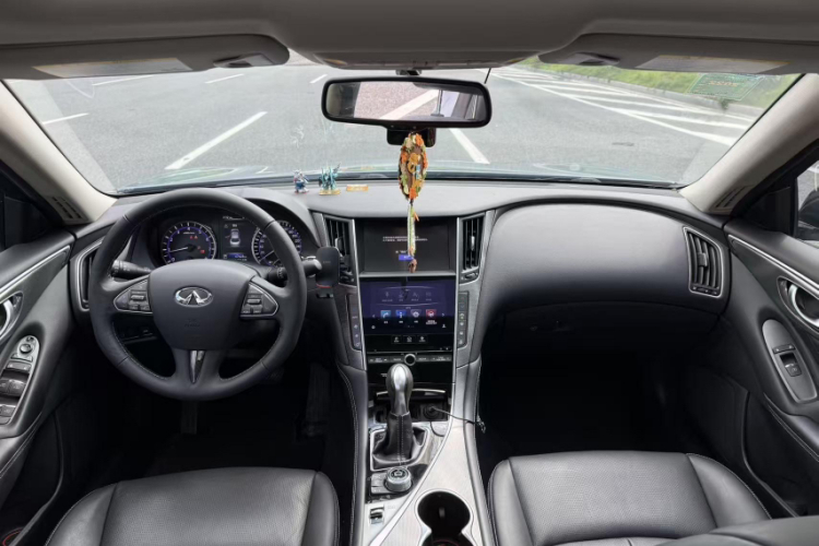 英菲尼迪Q50L 2015款 2.0T 悦享版车身外观6002