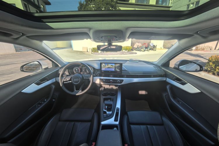 奥迪A4L 2023款 40 TFSI 时尚动感型中控内饰7004