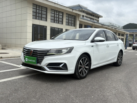 荣威i6 2019款 PLUS 20T TST 4G互联旗舰超赞版