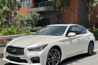 英菲尼迪Q50 2014款 3.7L 豪华运动版