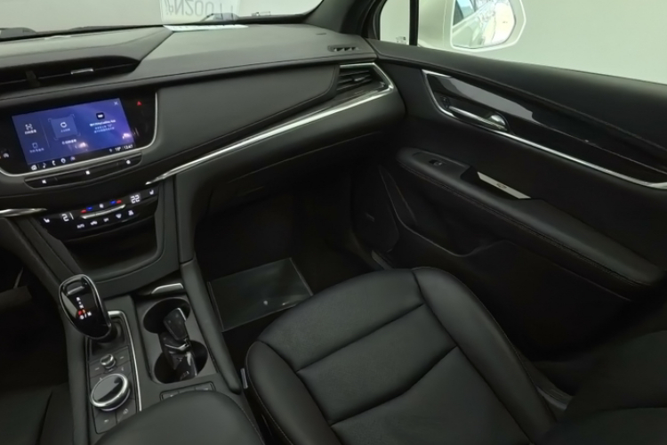 凯迪拉克XT5 2021款 28T 豪华型中控内饰7006