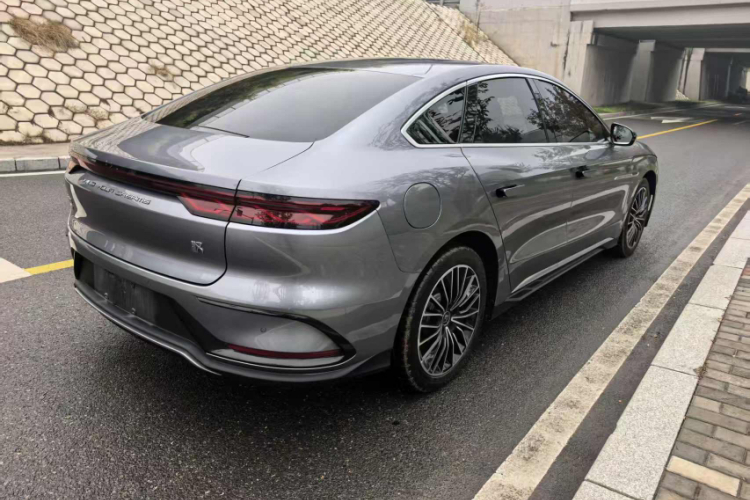 比亚迪 汉 2022款 DM-i 121KM 尊享型车身外观6002