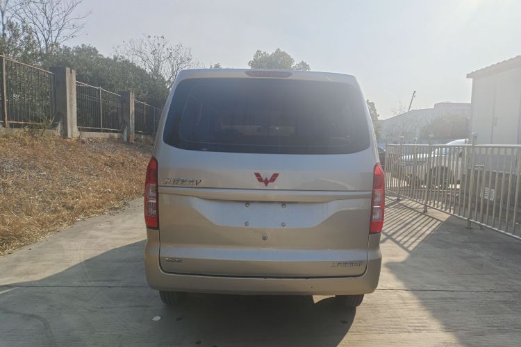 五菱汽车 五菱宏光V 2019款 1.5L标准型L2B车身外观6006