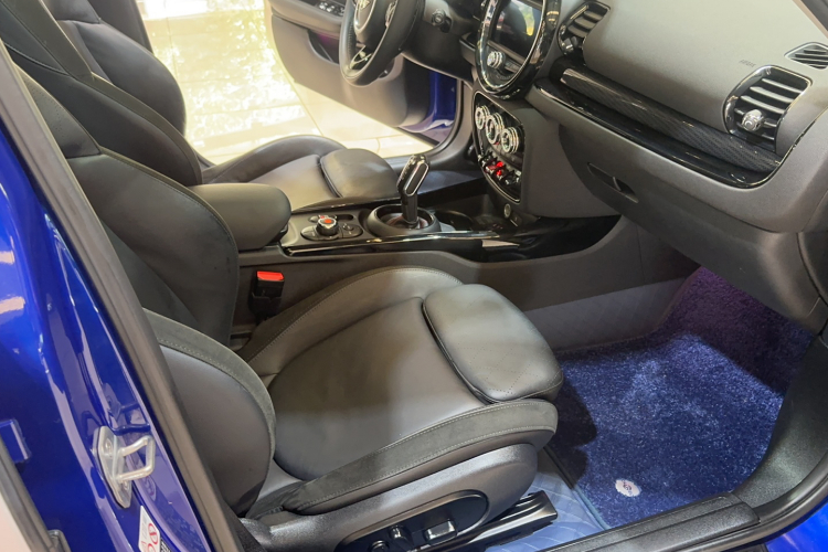 MINI Clubman 2019款 2.0T COOPER S中控内饰7002