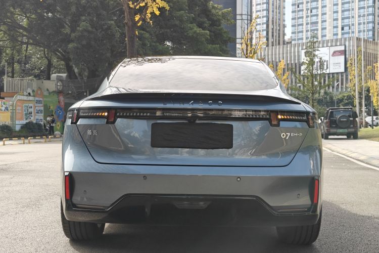 领克07 2024款 EM-P 126长续航 Ultra车身外观6009