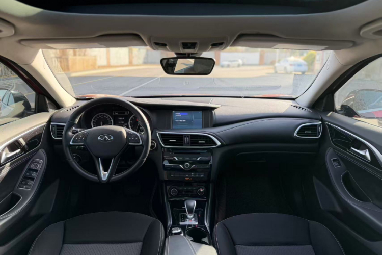 英菲尼迪QX30 2017款 1.6T 两驱运动版中控内饰7002