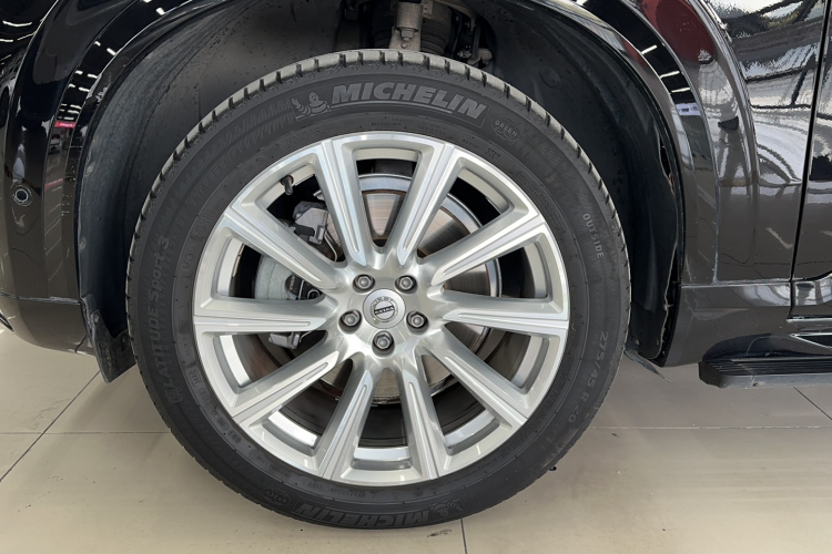 沃尔沃XC90 2018款 T6 智雅版 7座车身外观6007