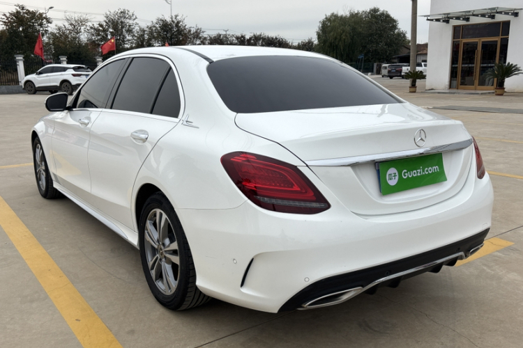 奔驰C级 2019款 C 180 L 时尚型运动版车身外观6005