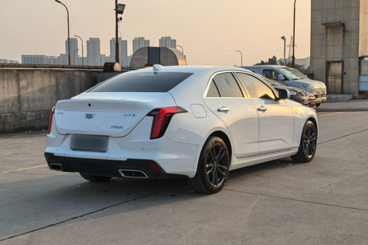 凯迪拉克CT4 2022款 28T 豪华型车身外观6005