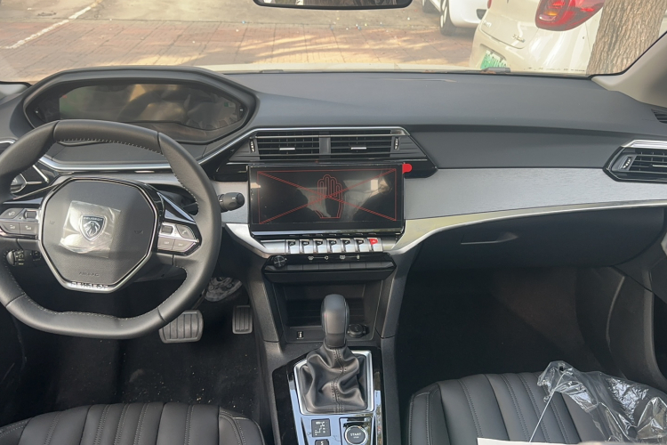 标致408 2022款 1.6T 追光版中控内饰7003