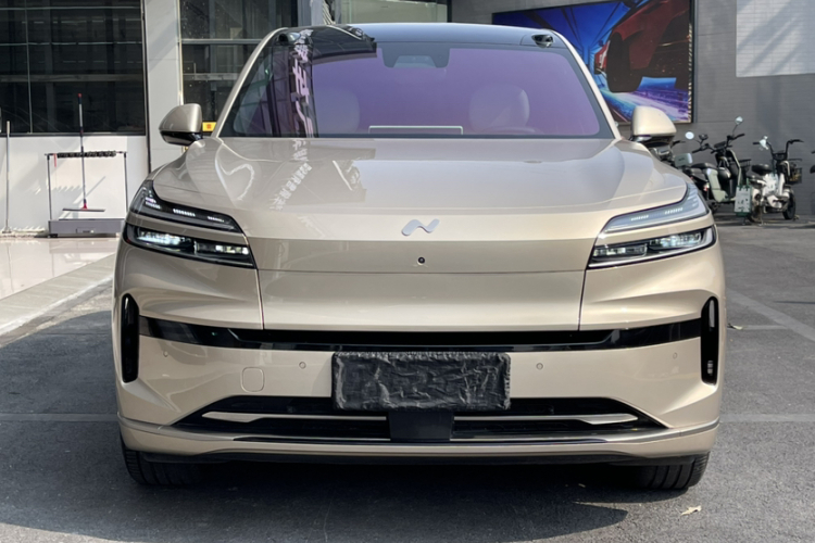 乐道L90 2025款 Ultra 六座版车身外观6006