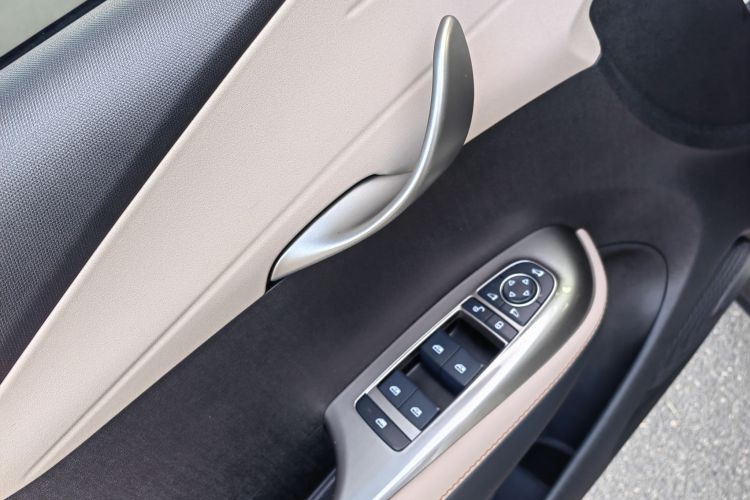 比亚迪 海豚 2024款 荣耀版 420km 时尚版中控内饰7006