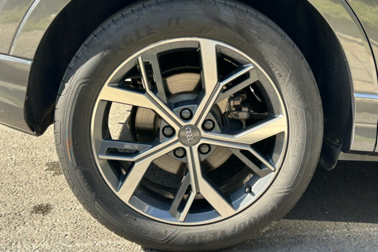 奥迪Q3 Sportback 2020款 40 TFSI 时尚型车身外观6001