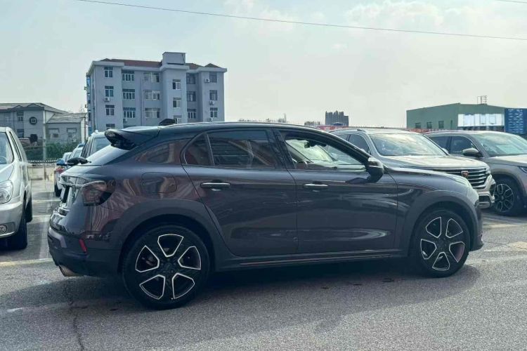 领克02 2019款 高能版 2.0T 自动两驱耀Pro版 国VI车身外观6007