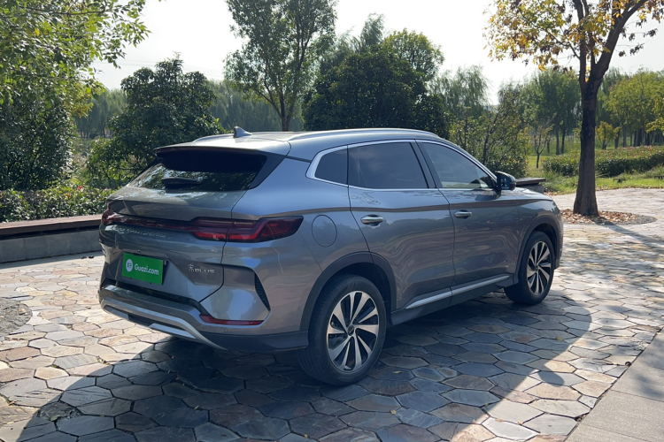 比亚迪 宋PLUS新能源 2023款 冠军版 DM-i 110KM 旗舰PLUS车身外观6003