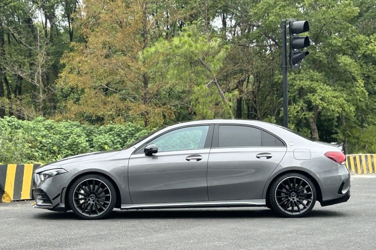 奔驰A级AMG 2022款 AMG A 35 L 4MATIC车身外观6003