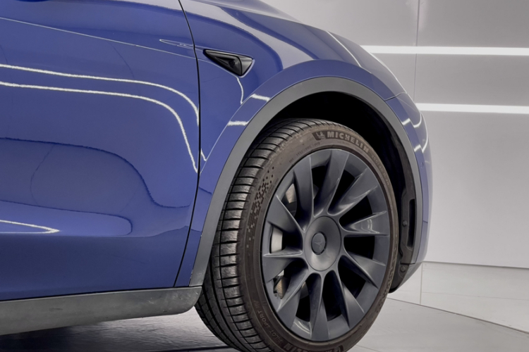 特斯拉 Model Y 2023款 后轮驱动版车身外观6002