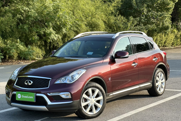 英菲尼迪QX50 2015款 2.5L 舒适版车身外观1