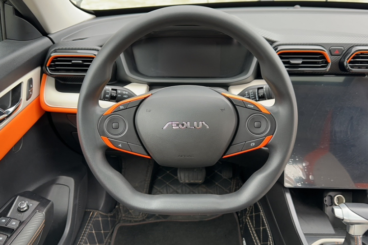 东风风神 奕炫 2023款 马赫版 1.5L 自动追影版局部细节13