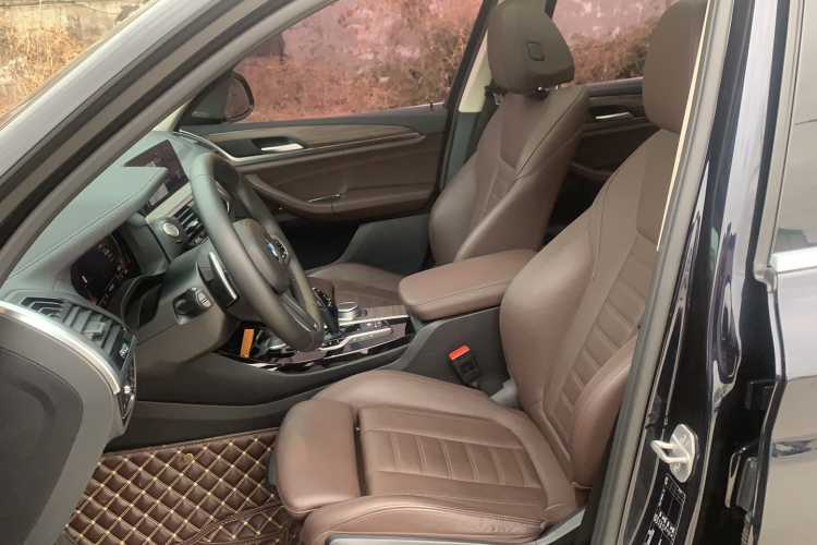 宝马X3 2020款  xDrive28i M运动套装局部细节19
