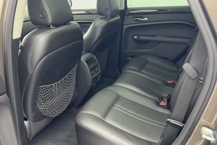 凯迪拉克SRX 2013款 3.0L 精英型中控内饰7003