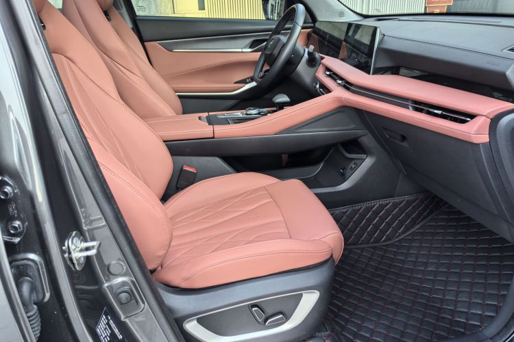 长安CS75 PLUS 2024款 第三代 冠军版 2.0T 智驾劲擎型局部细节41