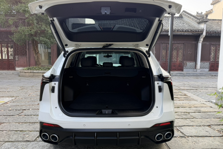 凯翼昆仑 2023款 昆仑 300 天际版局部细节23