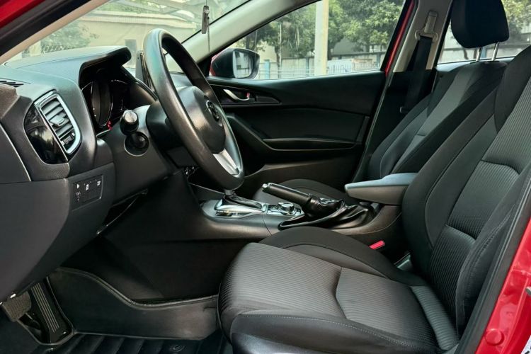 马自达3 昂克赛拉 2016款 三厢 1.5L 自动舒适型中控内饰7007