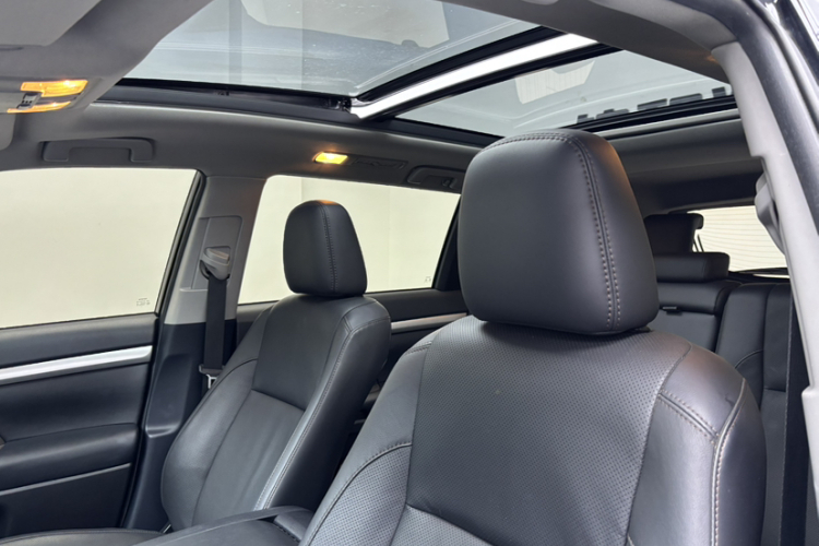 丰田 汉兰达 2021款 2.0T 四驱豪华版 7座中控内饰7009