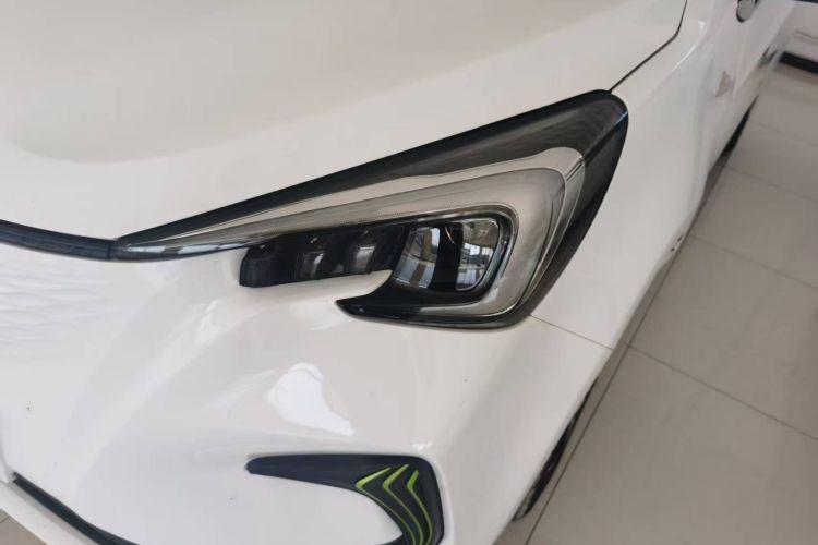 长安欧尚 奔奔E-Star 2020款 心动版 三元锂局部细节36