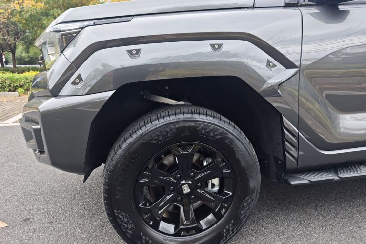 坦克400 2025款 2.0T 汽油版车身外观6005