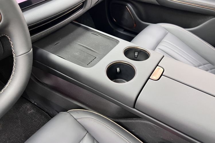 宝骏享境 2025款 纯电 600km豪华版中控内饰7007